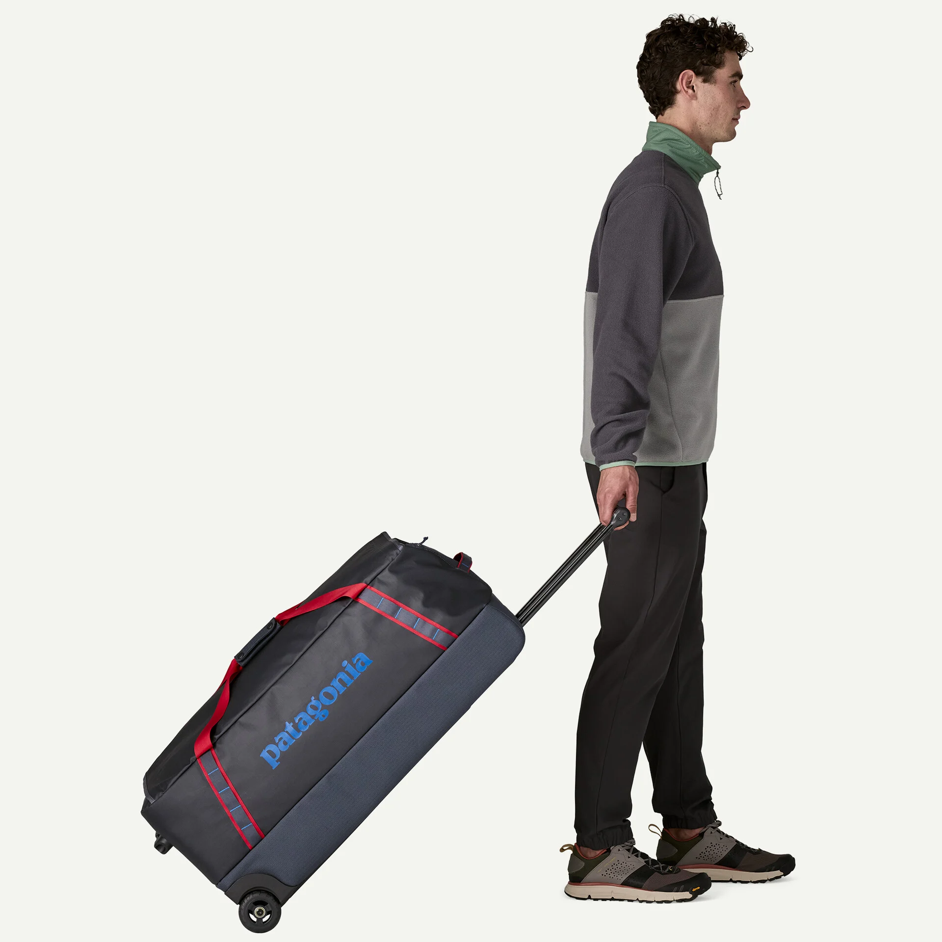 Patagonia Black Hole® Wheeled Duffel 40L - Image 11