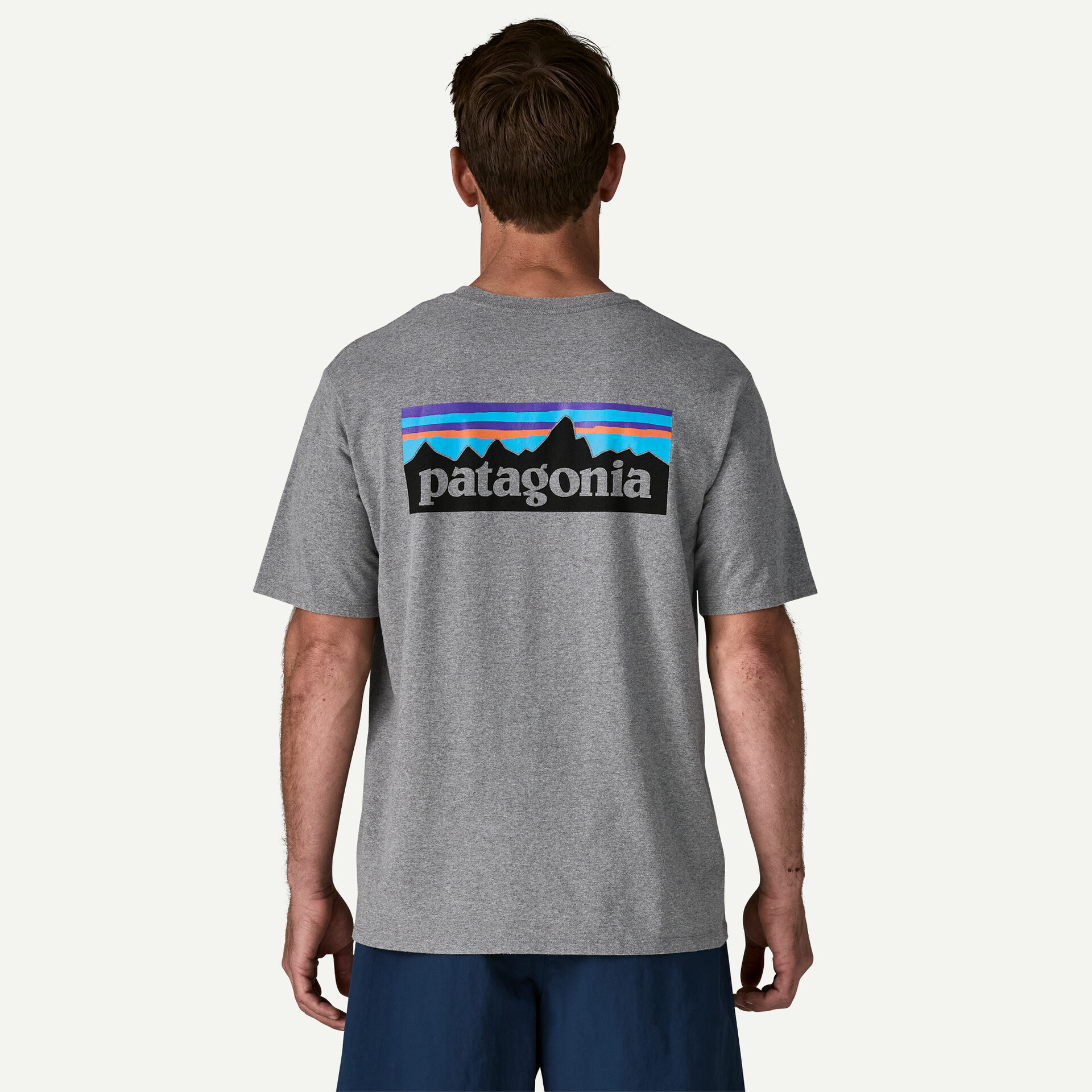 Patagonia Men's P-6 Logo Responsibili-Tee® Gravel Heather - Image 2